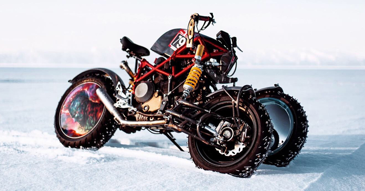 Star Wars example #264: the balamutti yondu is a supercharged three-wheeler designed for ice racing