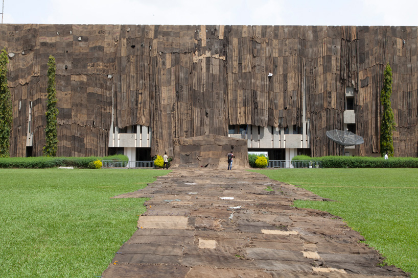 interview: ibrahim mahama on his monumental jute sack installations at design indaba 2020