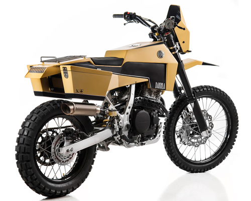 the matteucci dakhla uses a single piece of hand-formed gold aluminium