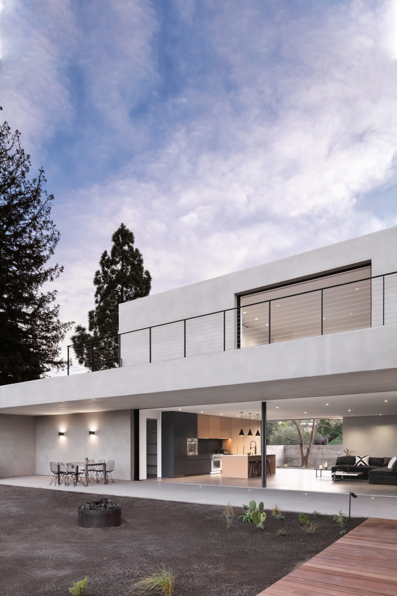 stradella residence by EYRC overlooks stone canyon reservoir in bel air, california