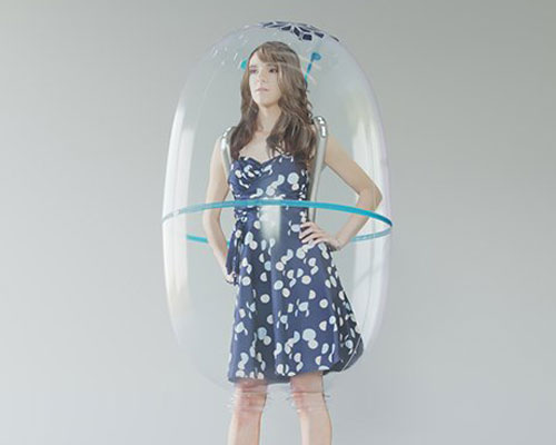 'bubble shield' by designlibero imagines a solar-powered personal space
