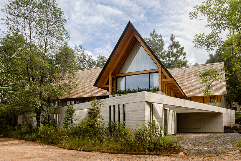 estudio MMX CRA house