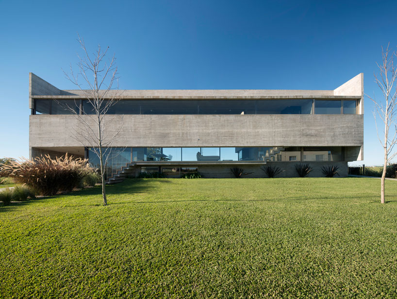horizontal concrete planes articulate the escobar house by luciano kruk in argentina designboom