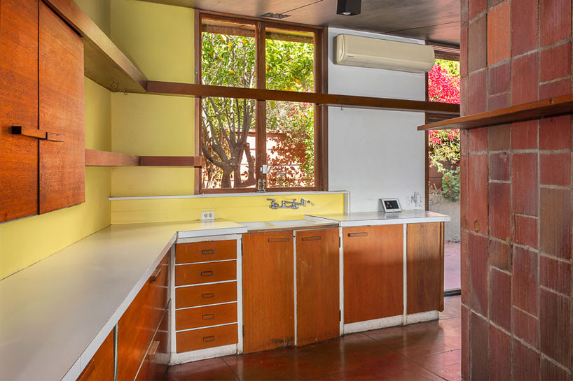 john lautner’s 1940 hillside residence goes on sale for $1.6M in california designboom