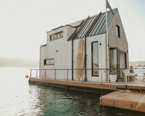 'lilypad' floats in solitude along the shoreline of sydney's palm beach