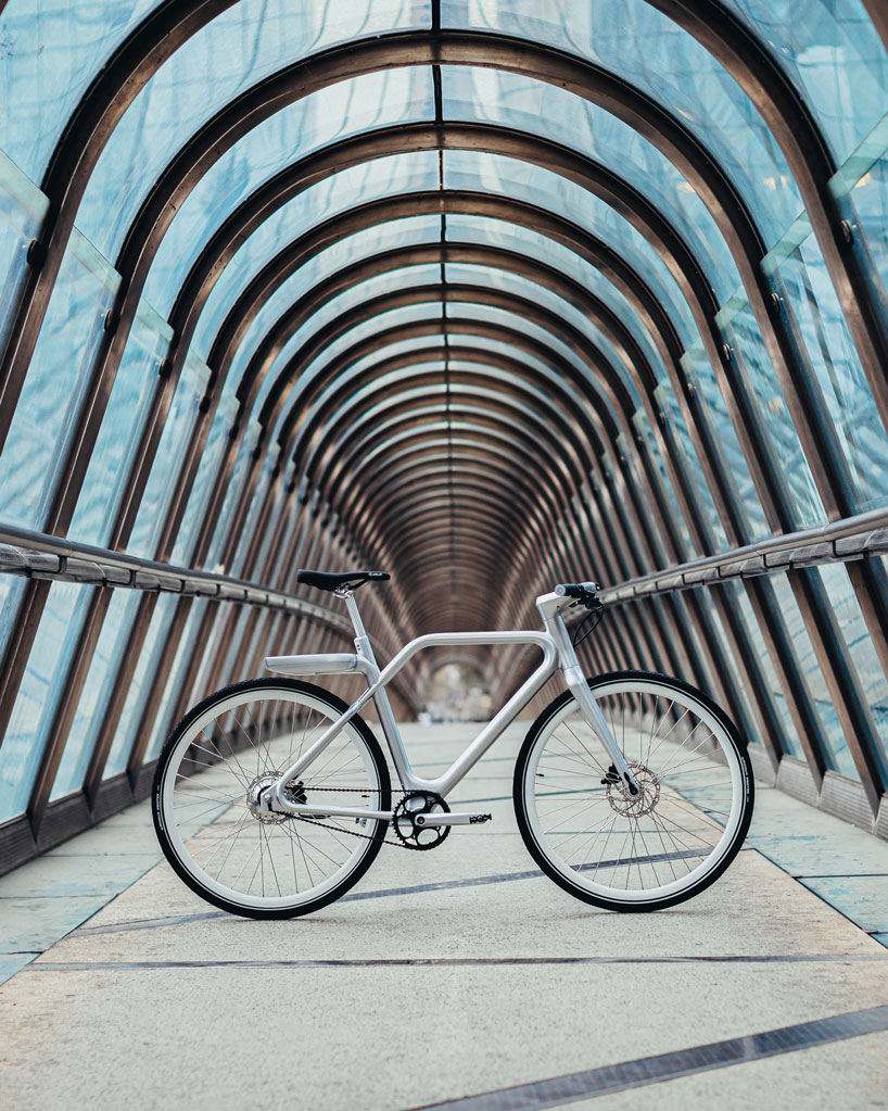 ora ito designs the lightweight angell bike featuring a handlebar touchscreen designboom