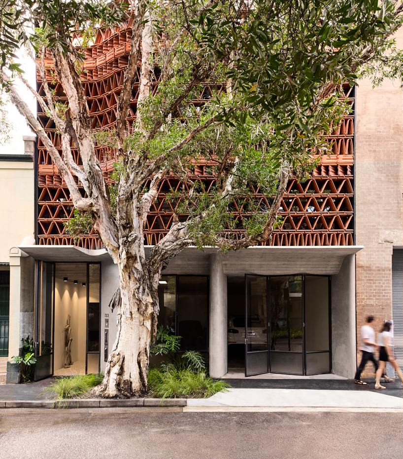 luigi rosselli beehive