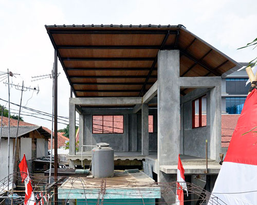 R/UDO improves the drainage infrastructure of an unplanned settlement in jakarta