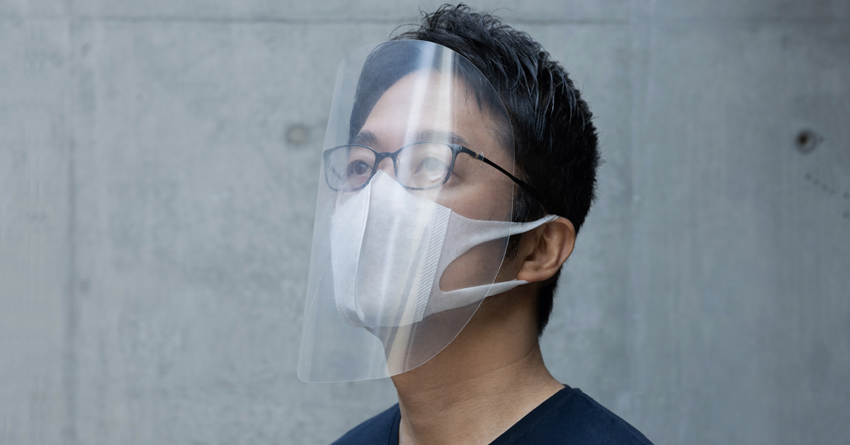 tokujin yoshioka shares easy-to-make face shield in aid of COVID-19 healthcare workers