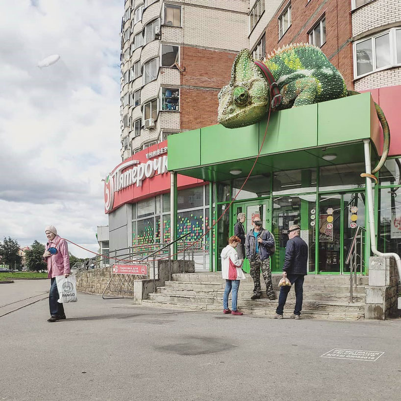 supersized animals take over the city in fantastical images by vadim solovyov designboom