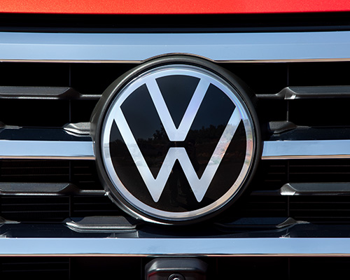 volkswagen debuts new logo aiming to clean its polluter image