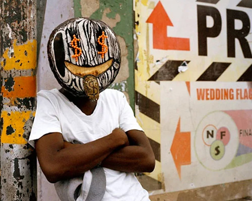 'amoji' depicts the clash between traditional and modern culture in africa