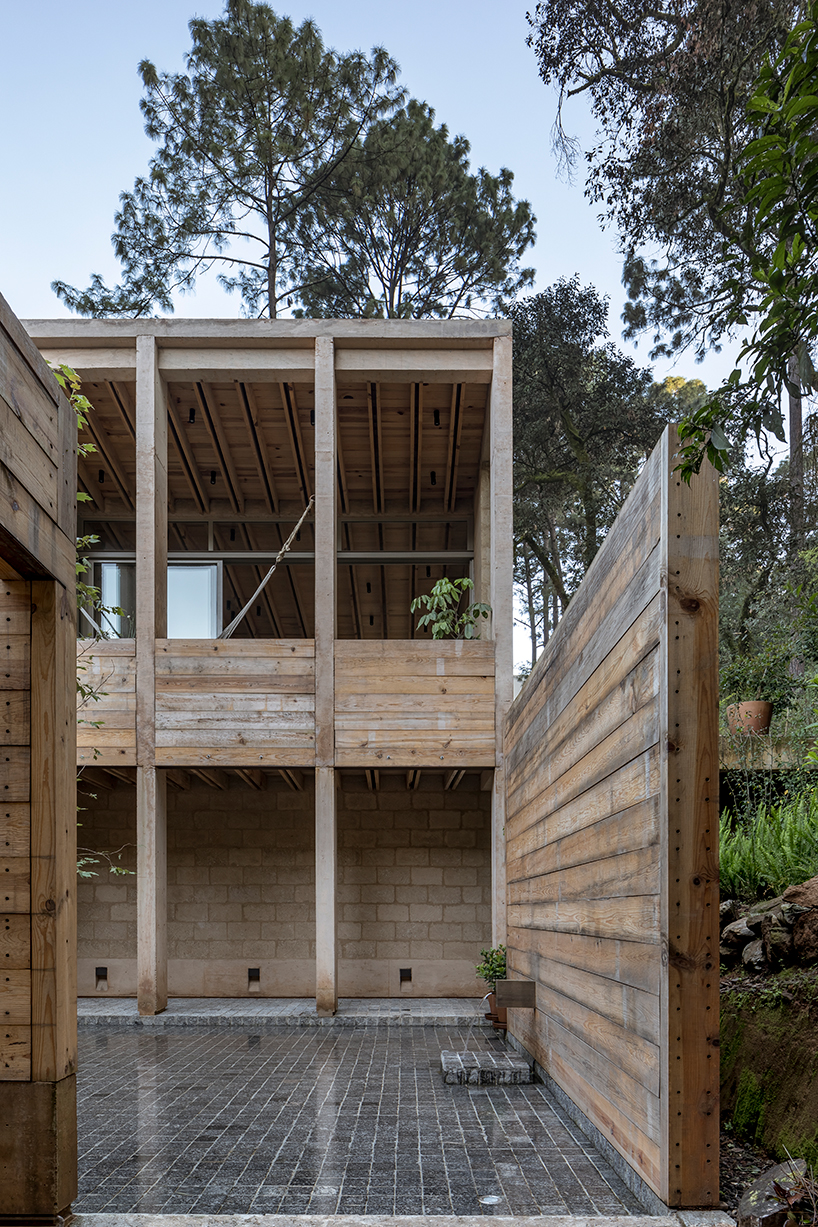 taller héctor barroso avandaro