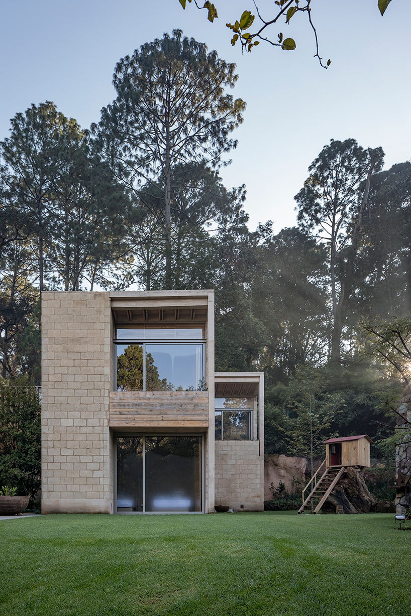 taller héctor barroso avandaro