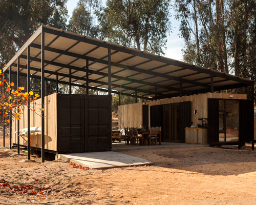 constanza domínguez + plannea arquitectura convert shipping containers into house in chile