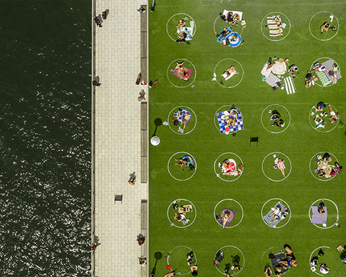 brooklyn's domino park painted circles on the grass to ensure social distancing