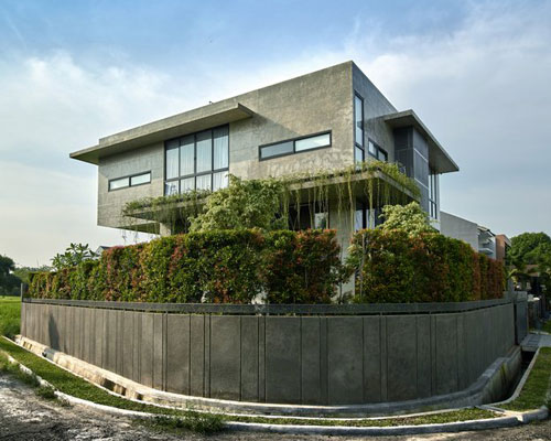 RAW architecture designs a simple tropical house around a square grid in jakarta