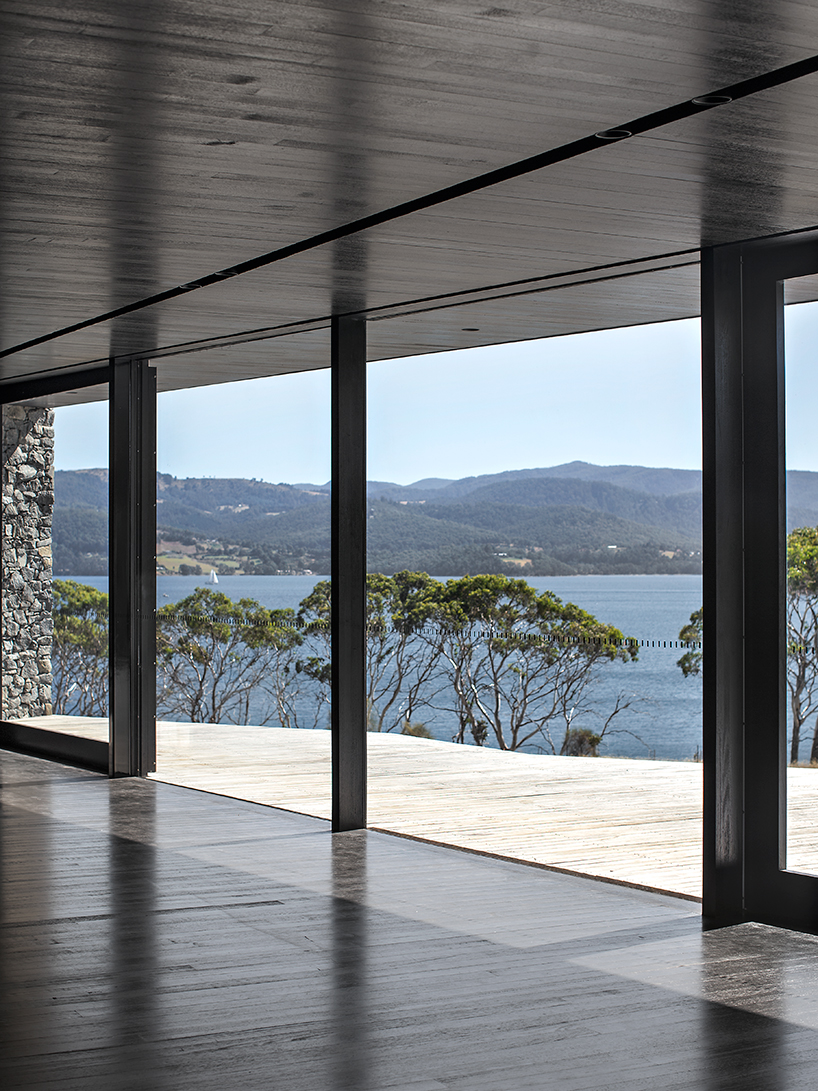 room 11 d'entrecasteaux