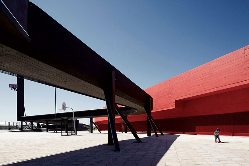 smiljan radic flexible community space