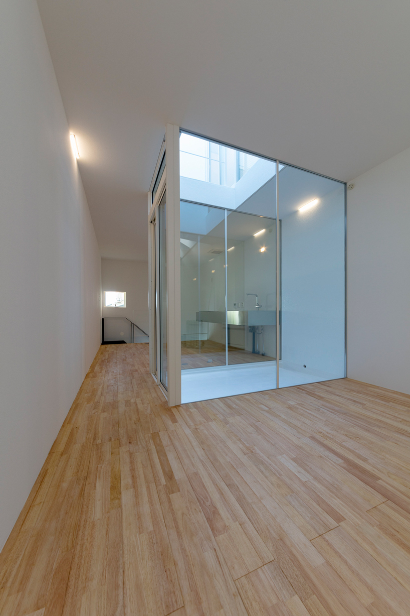 international royal architecture