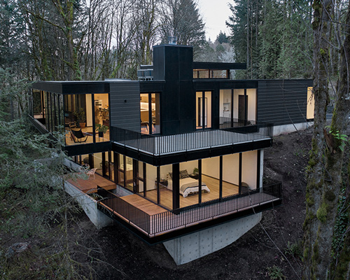 william / kaven completes 'royal', a remote residence in the forests of the pacific northwest