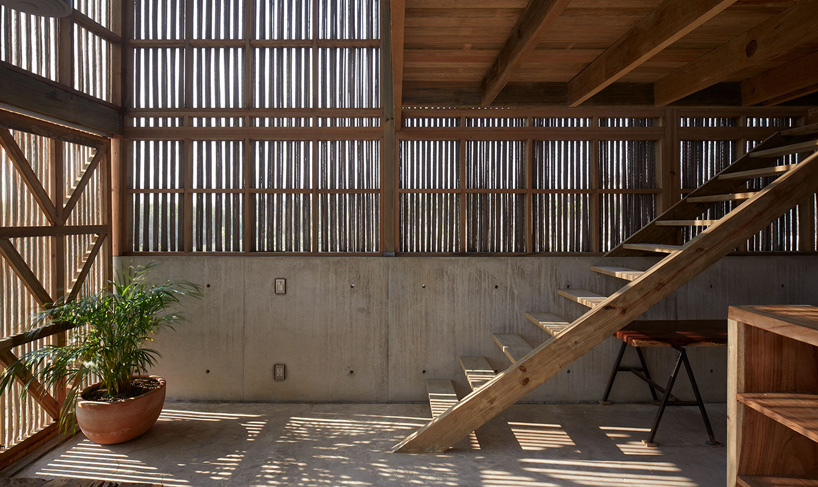 BAAQ' arranges four wood + concrete volumes into 'casa naila' house in oaxaca, mexico