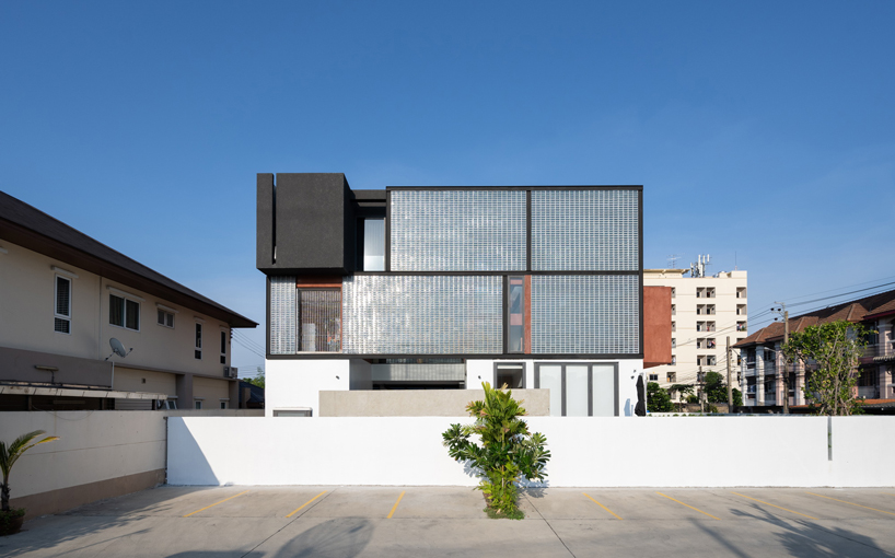 Bloc House