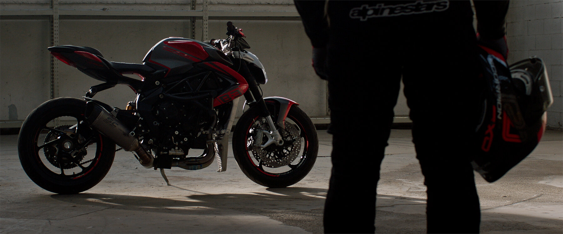 mv-agusta-documentary-you-see-a-bike-motorcycle-designboom08