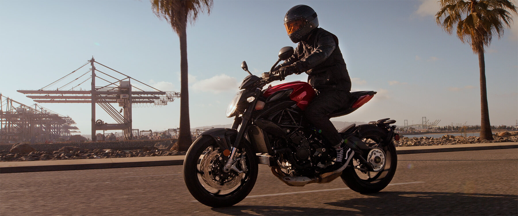 mv-agusta-documentary-you-see-a-bike-motorcycle-designboom10