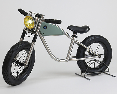 like father like son: roel van heur designs inspired BMW K75 balance bike