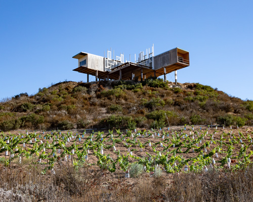 alejandro d'acosta builds casa elias as a 'station to observe and investigate landscape'