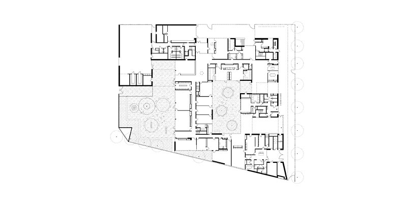 dominique coulon applies varying shades of blue to school group 'rené beauverie' in france