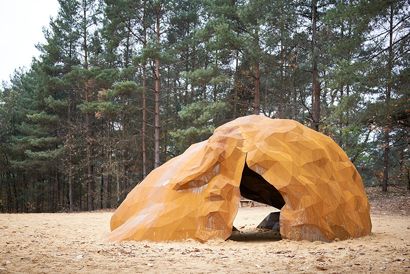 giant sculpture gijs vaerenbergh
