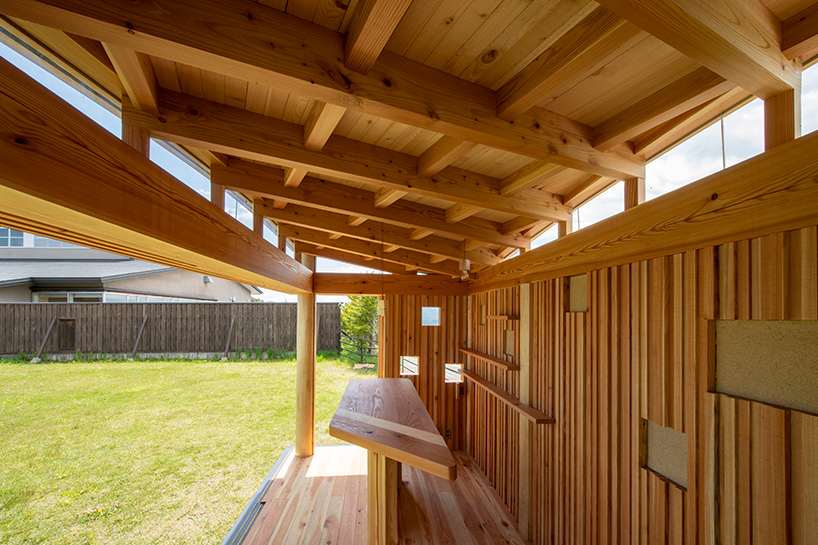 tono mirai red container