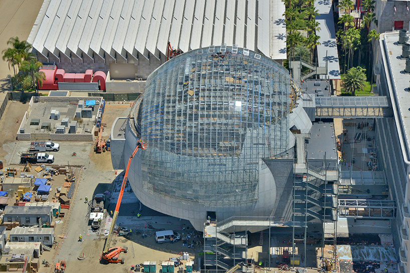 saflex structural laminated glass dome crowns renzo piano's academy museum of motion pictures - 4