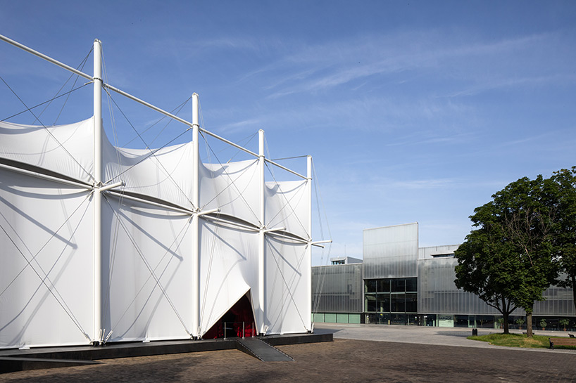 SNKH's pop-up cinema at moscow's garage museum resembles an inverted bedouin tent - 1