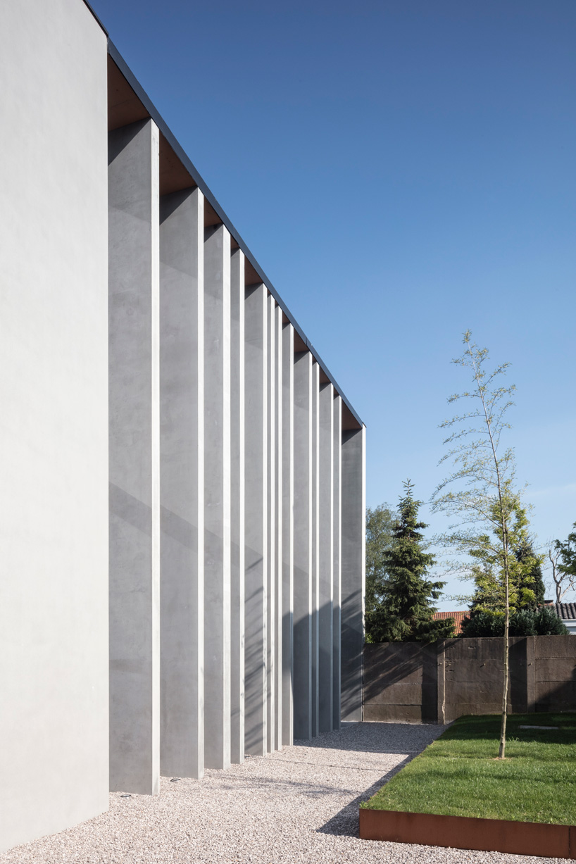 exterior views of the concrete beams