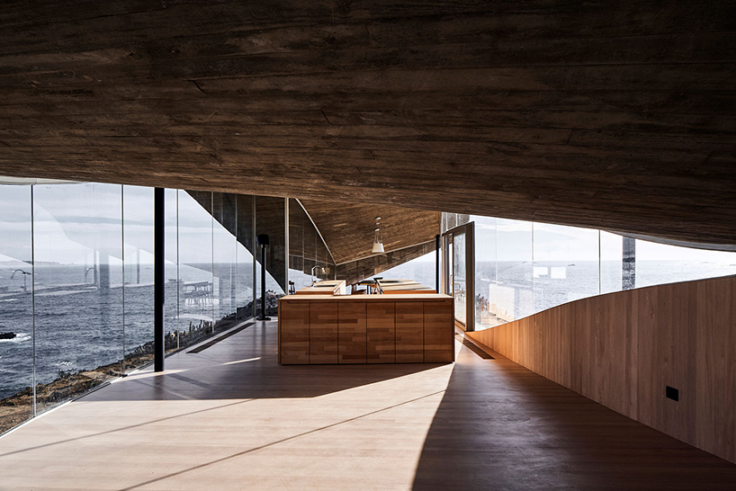 ryue nishizawa ochoquebradas