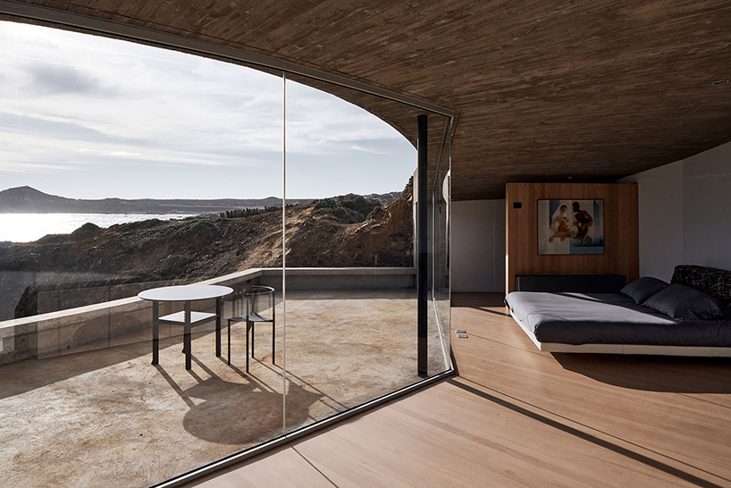 ryue nishizawa ochoquebradas