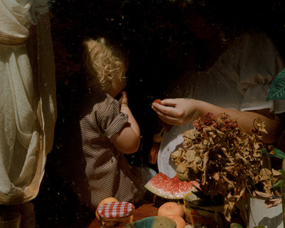 australian artist lisa sorgini captures mothers and children in quarantine
