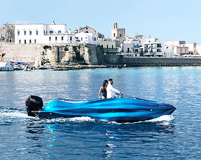 world's first 3D-printed fiberglass boat debuts at genoa boat show