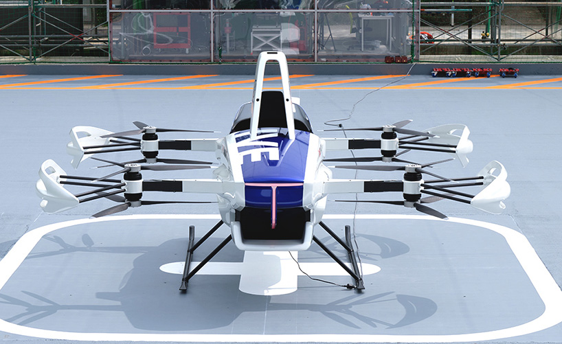 watch SkyDrive's piloted flying car take to the skies
