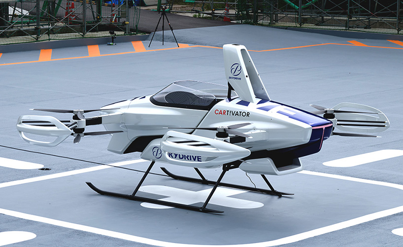 watch SkyDrive's piloted flying car take to the skies