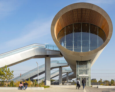 COBE's snake-like 'køge nord station' in denmark documented by hufton + crow