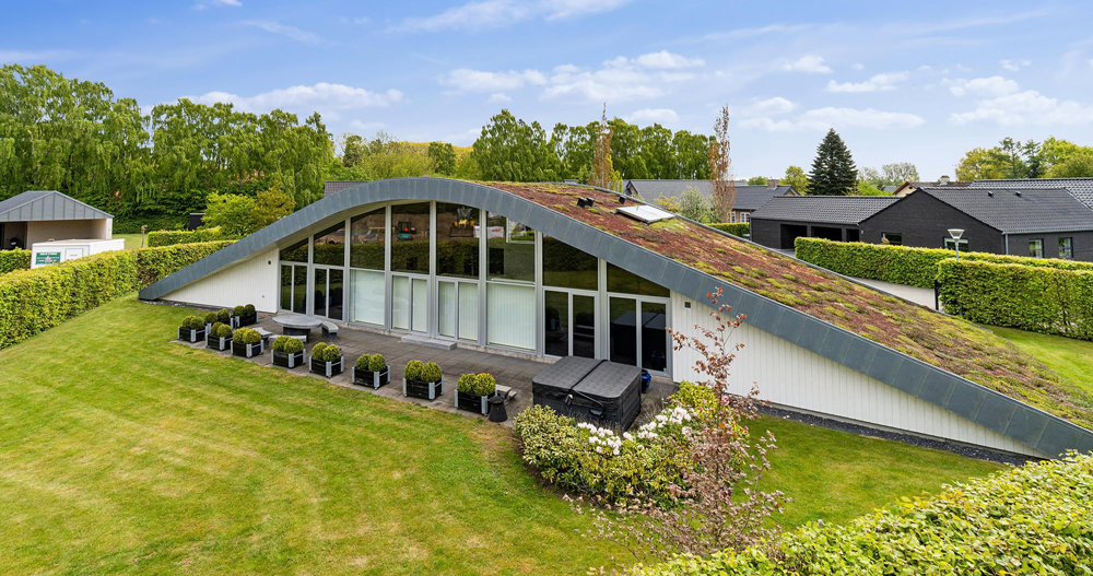 bjarke ingelsdesigned house from 2008 on sale in glamsbjerg, denmark