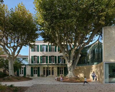 dominique coulon turns a 17th century mansion into a new media library in provence