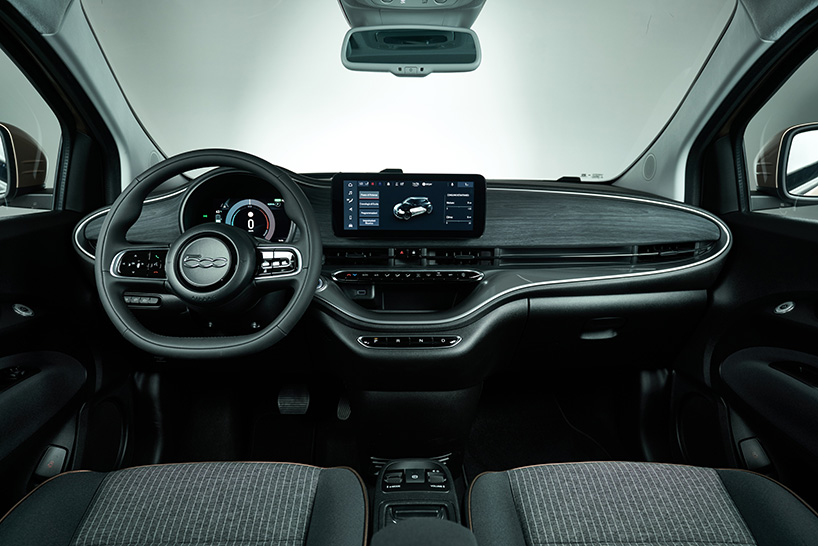 fiat 500 3+1 — the all-electric iconic car now features an extra door