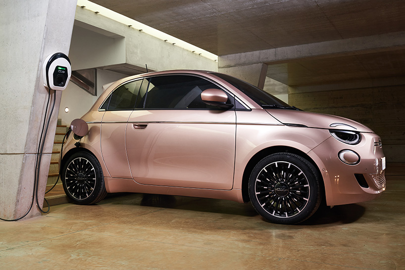 fiat 500 3+1 — the all-electric iconic car now features an extra door