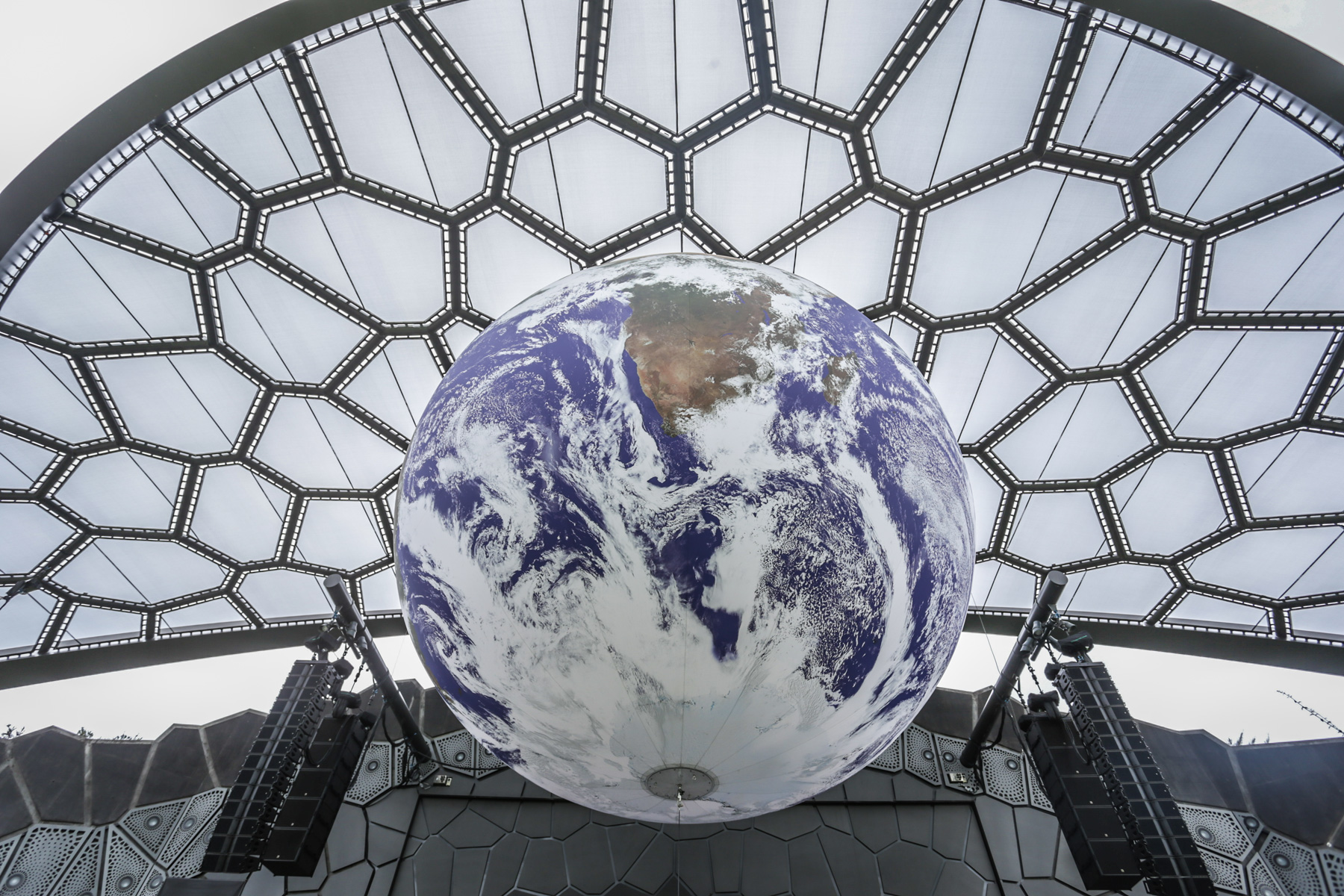'gaia', luke jerram's seven-meter diameter earth sculpture, is traveling to australia - 5