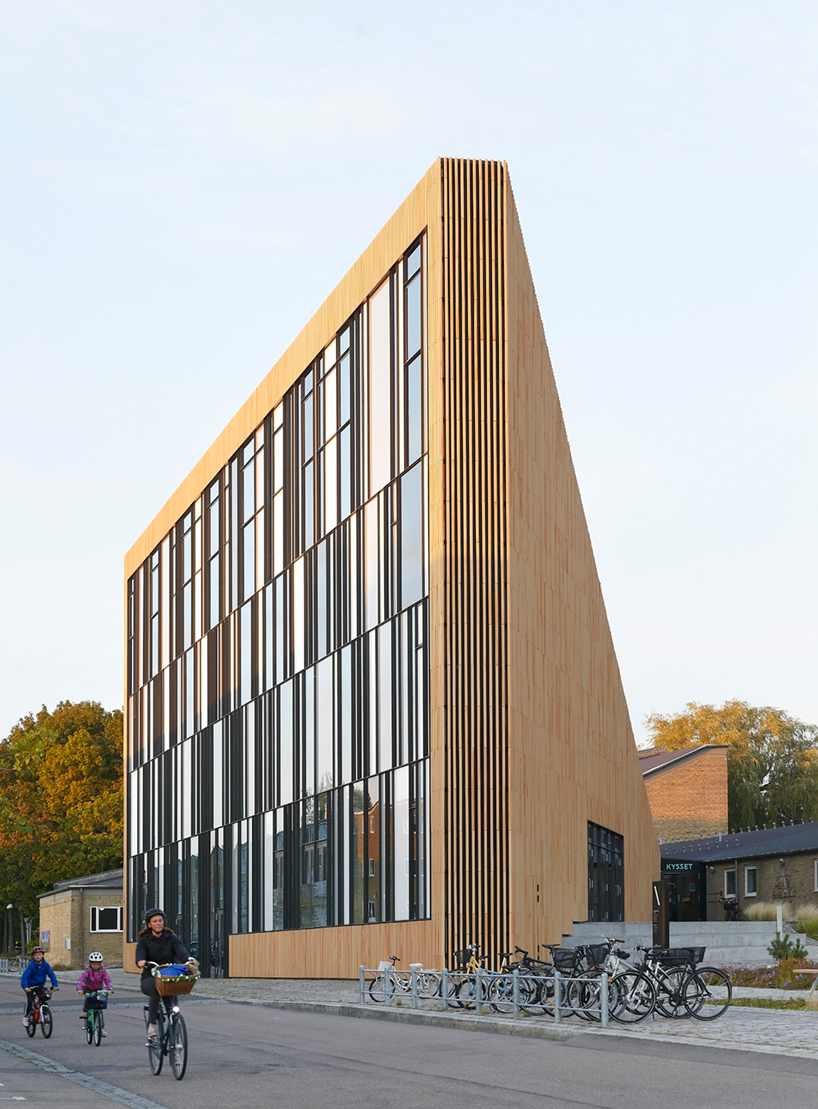 hufton crow cobe library